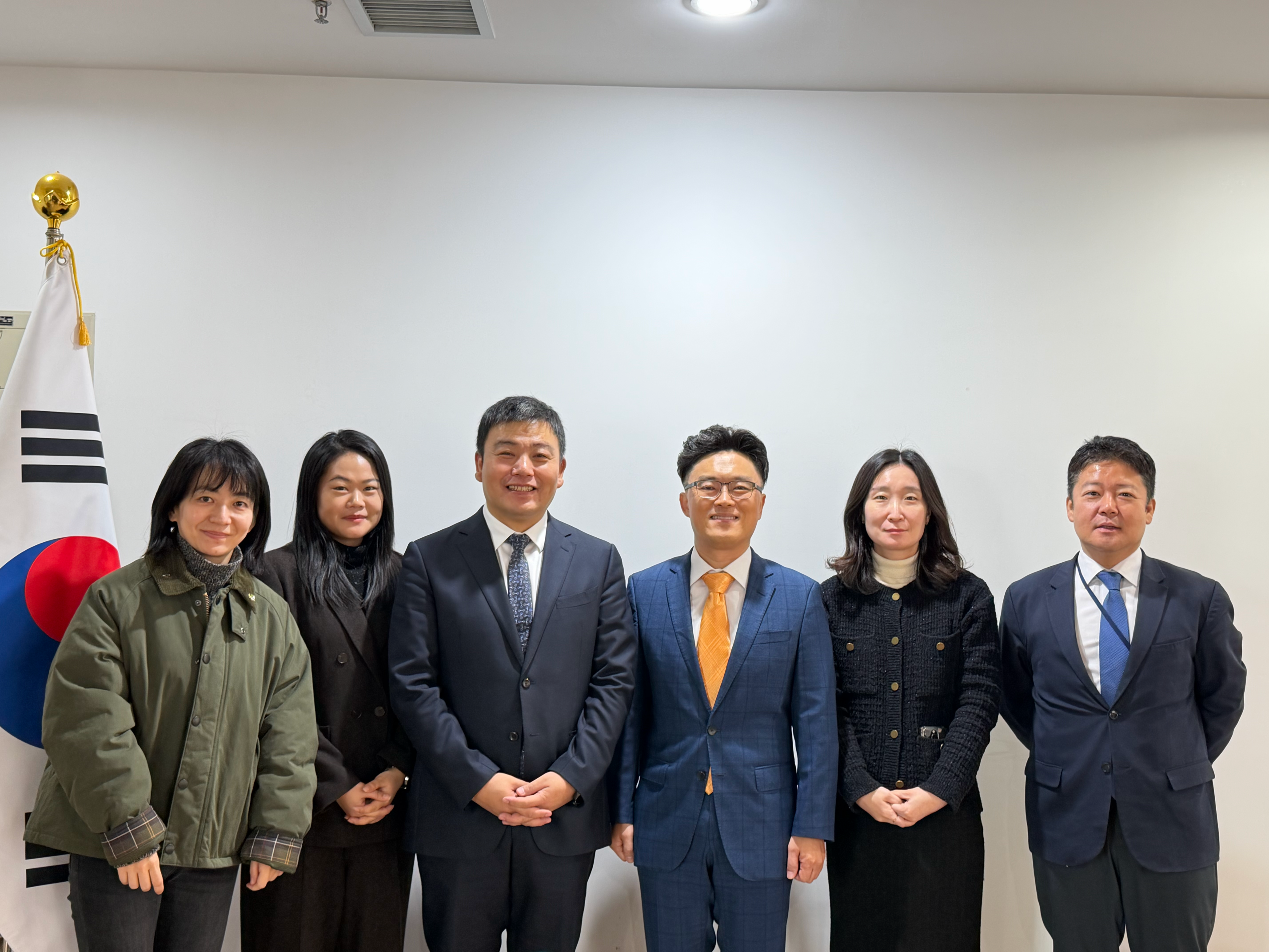 총영사대리, 후난성 외사판공실 주임과 면담(12.17)